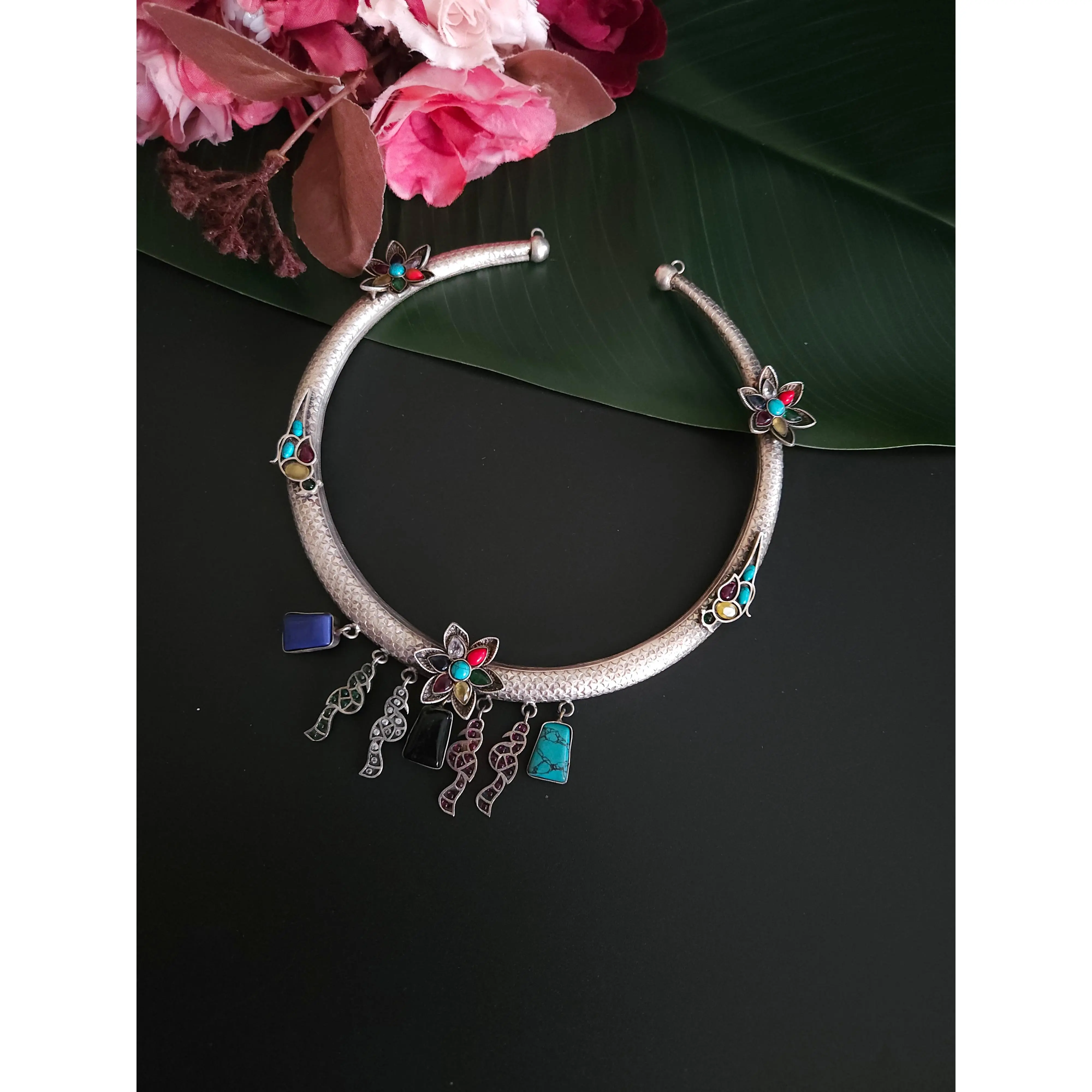 Achyutha hasli necklace