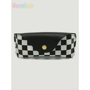 Minimal U-Shaped Checkered Glasses Case, Premium PU Leather Anti-Pressure Eyeglasses Storage Bag, Soft Lining Portable Sunglasses Pouch, Trendy Basic Checkered Eyewear Organizer, Lightweight Shockproof Design for Men Women, Travel Daily Outdoor Casual Acc