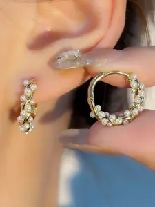 Vintage Inspired Pearl Earrings Set, Casual All-Season Jewelry, Alloy Material, No Choking Hazard, High Design Sensibility