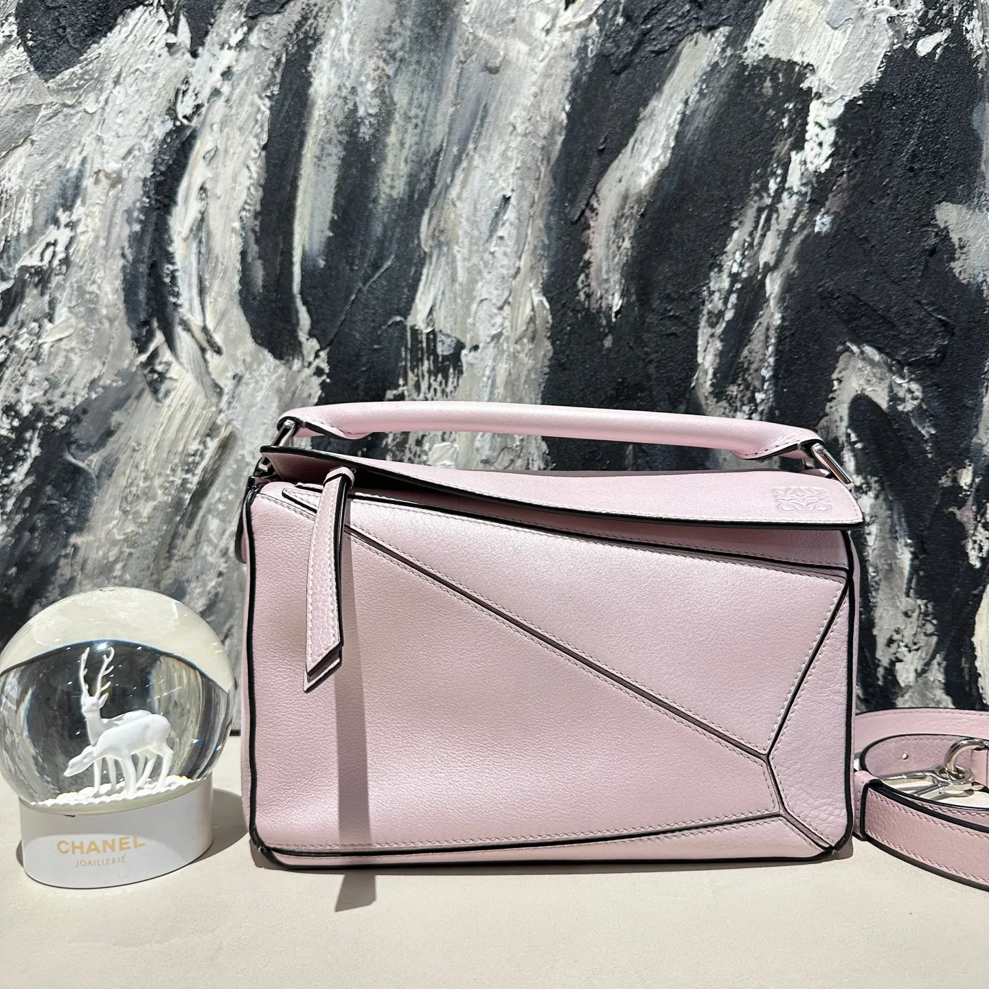 Pre-owned Loewe puzzle light pink hamdle bag small size