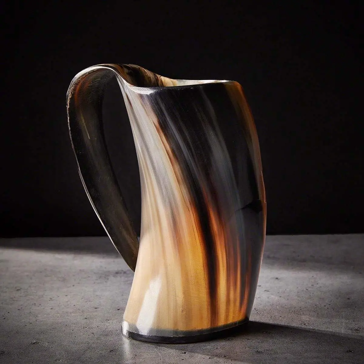 HomeWetBar Horn Beer Mug - Handcrafted Ox Horn Drinkware 17 oz Reusable Washable Tumbler for Special Occasions & Gifts