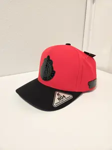 Chivas Novelty Hats, Red/Black Snapback with logo of Chivas, Gorra de las Chivas de Novedad, Chiva Cap