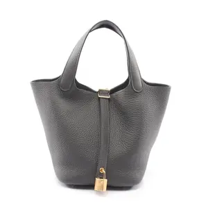 Pre-owned HERMÈS Calfskin Shoulder Bags Hermes Picotin Lock PM Taurillon Clemence Handbag