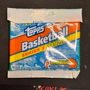 Topps 1992-93 NBA Basketball Series 2 Jumbo Sports Trading Card Pack - Sports Collectible, Collectible Cards, Box Compatible