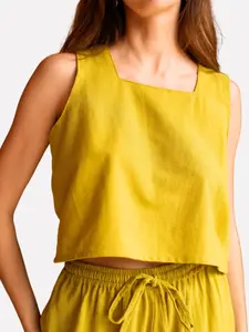 BECCA LINEN TOP IN LEMONGRASS