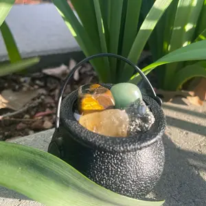 St. Patrick’s Day Gift | Abundance & Prosperity Crystal Caldron | Good Luck | Attract Abundance & Joy | Attract Money | Decor | St. Patty