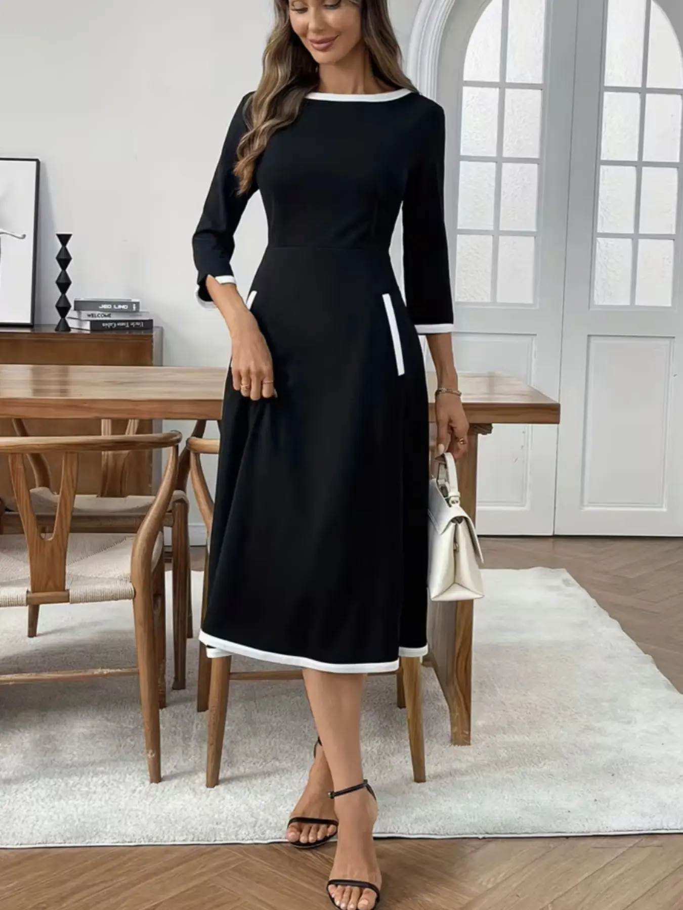 Elegant and Colorblock Midi Dress, Slimming Waist Design, Comfortable Medium-Length Dress, Chic Sleeveless Style