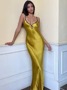 Women's contrasting hemming halter satin dress with suspenders, solid color lace-up halter dress, suitable for parties, nightclubs, appointments and other occasions, spring and autumn women's clothing, women's formal clothing, women's formal dress gifts