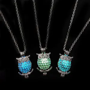 Glow-in-the-dark Owl Hollowed Women's Neckalace