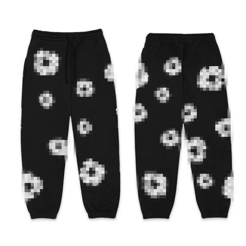 Black pants (white floral wreath)