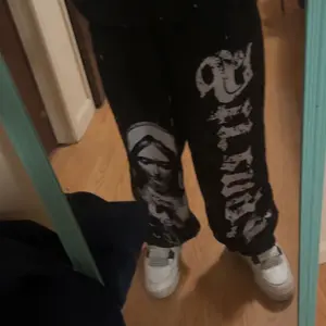 Men's Casual Loose-Fit Drawstring Pants, All-Season Wide-Leg Sweatpants with Nun Print, Comfortable Long Trousers for Everyday Wear, Casual Streetwear Pants