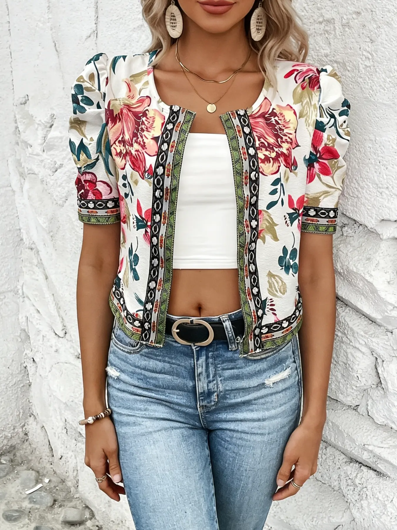 A women's white background fashionable floral print bubble sleeve short cardigan with ethnic style border decoration, suitable for commuting to work, shopping and outdoor activities, indoor and outdoor dressing Womenswear Clothes