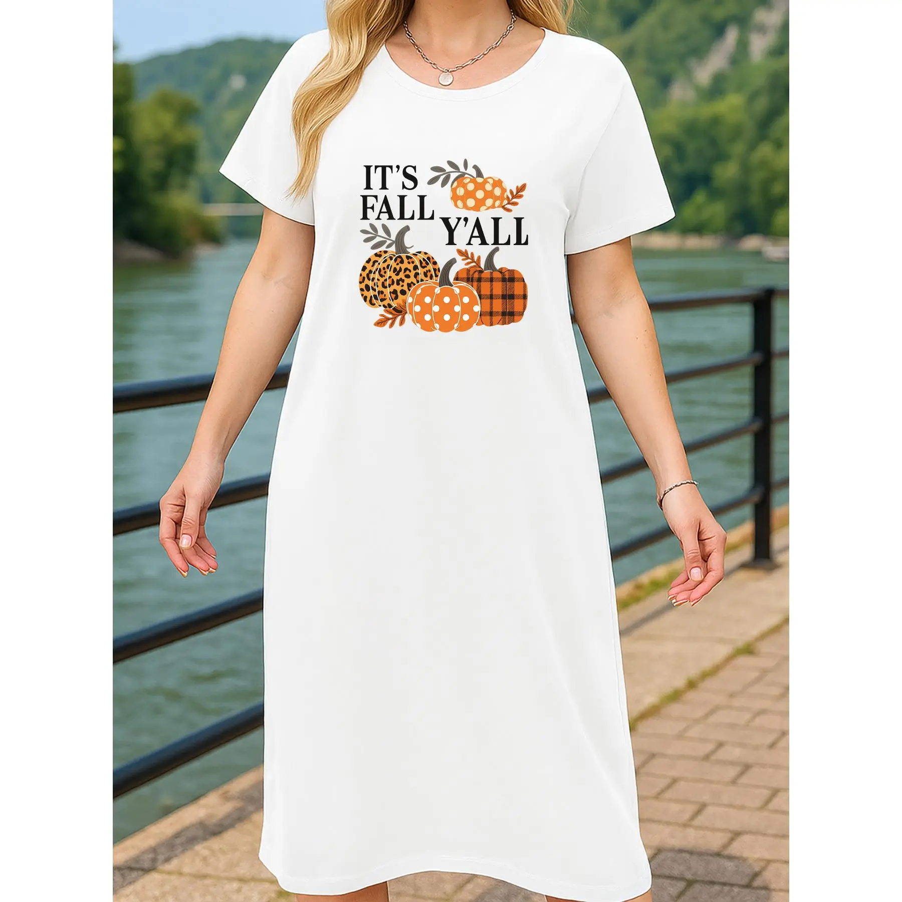 Women's Pajamas Bathrobe Nightgown T-Shirt Extra Long Dress Made of Fall  Pumpkin Halloween Pattern Printed