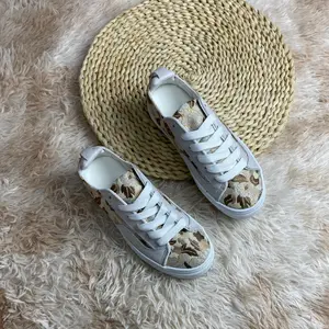 Unisex Embroidered Athletic Sneakers - Low-Cut Closed Anti-Slip Casual Trainers, Breathable Wear-Resistant Rubber Footwear, Lightweight Soft-Soled Walking Shoes, Widened Design, Sizes 36-48, All Seasons Suitable