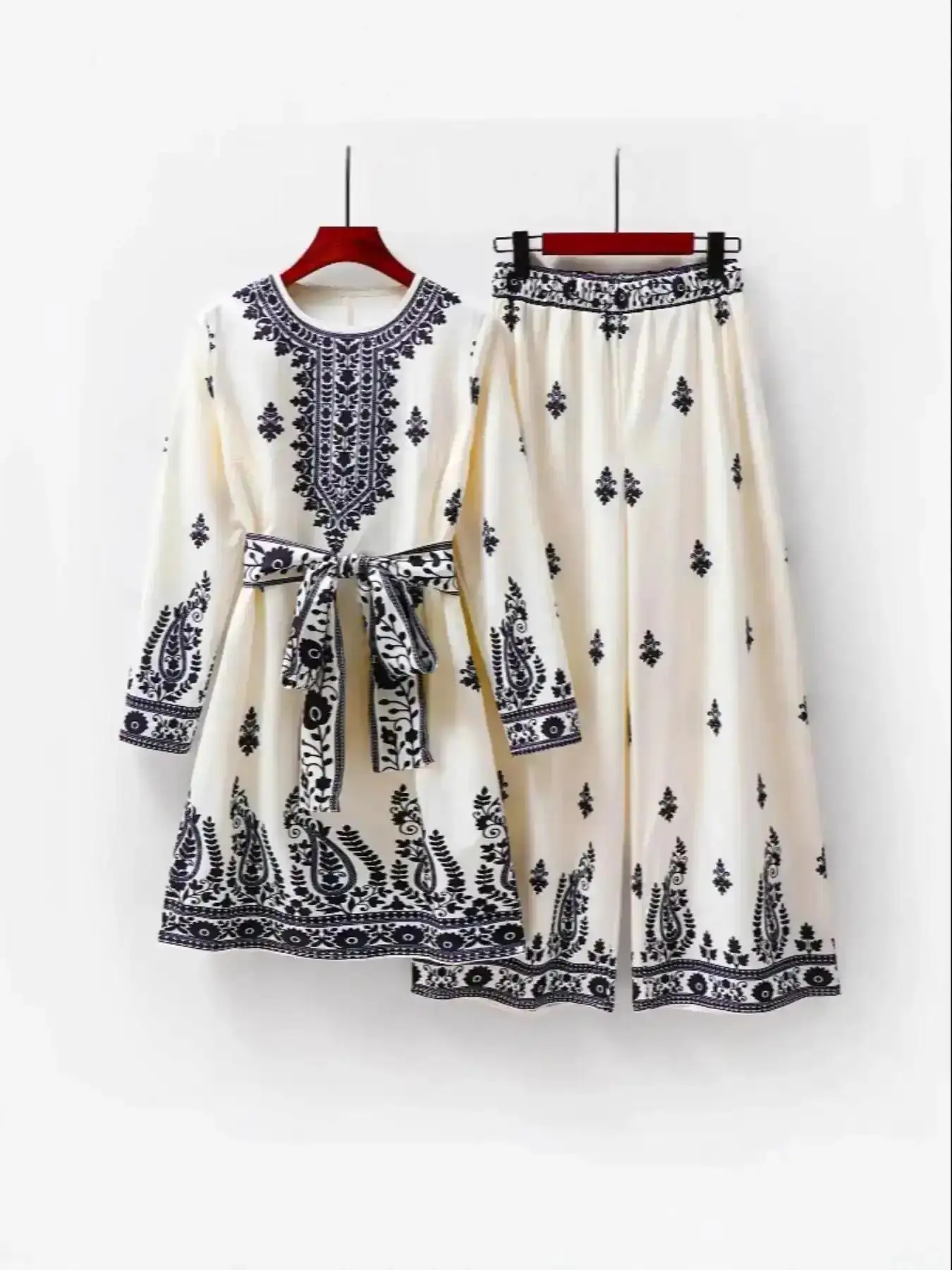 Muslim Women Ethnic Style Fashion Printed Belted Top Tunic & Palazzo Pants Set, Islamic Clothing Round Neck Fitted Long Sleeve Blouse for Spring & Fall, Abaya Hijab Two Piece, Ensemble, Lightweight, Brunch Outfit