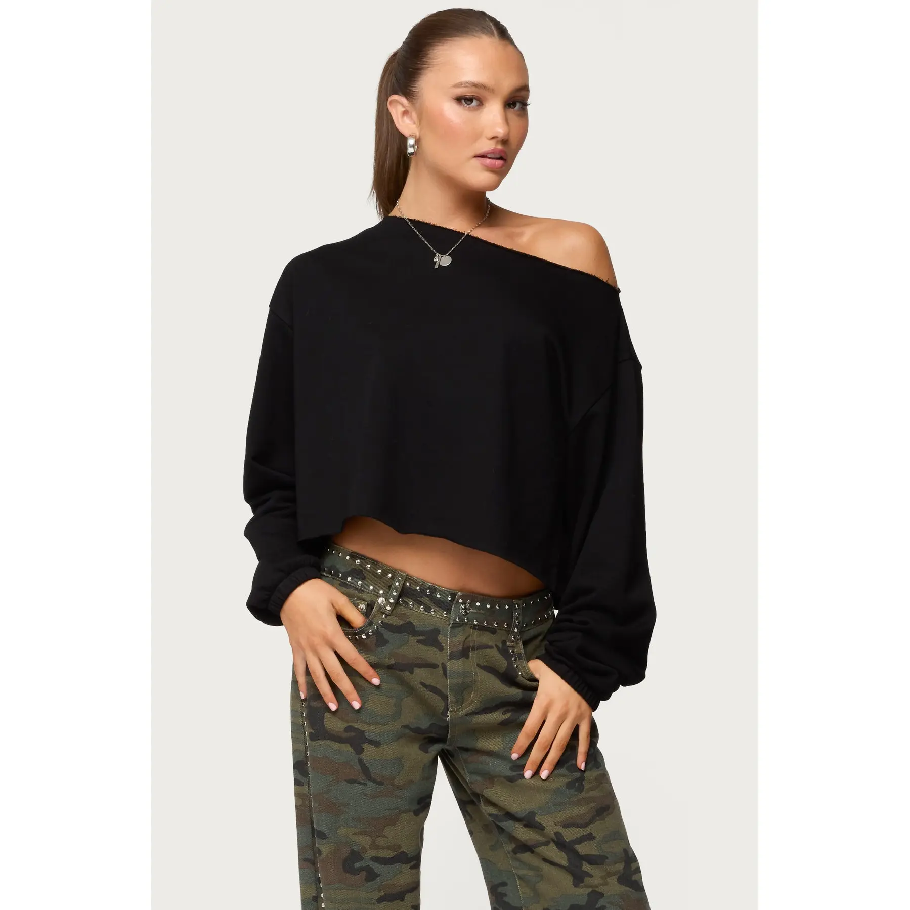 Aveline Off Shoulder Light Sweatshirt