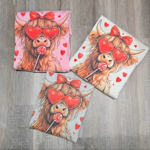 Cute Cow Lovers Valentines Day  - Sweatshirt