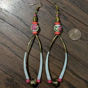 Shabby Rose Dentalium Shell Native American Earrings With Gold Beads