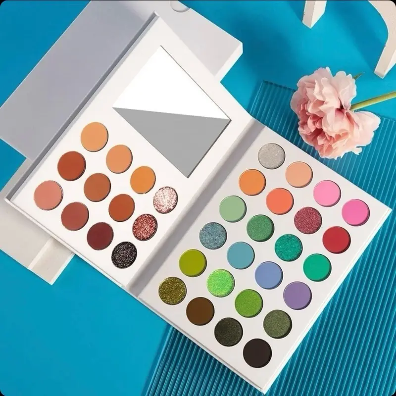 Eye Shadow Palette, 12-Pan Matte & Shimmer Pigments, Long-Lasting Cruelty-Free Makeup for Daily Wear