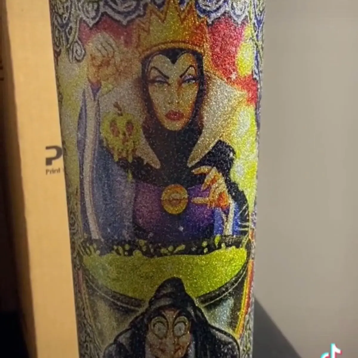 20oz Silver Tumbler with 'Evil Queens' Design - Bottle, Drinkware