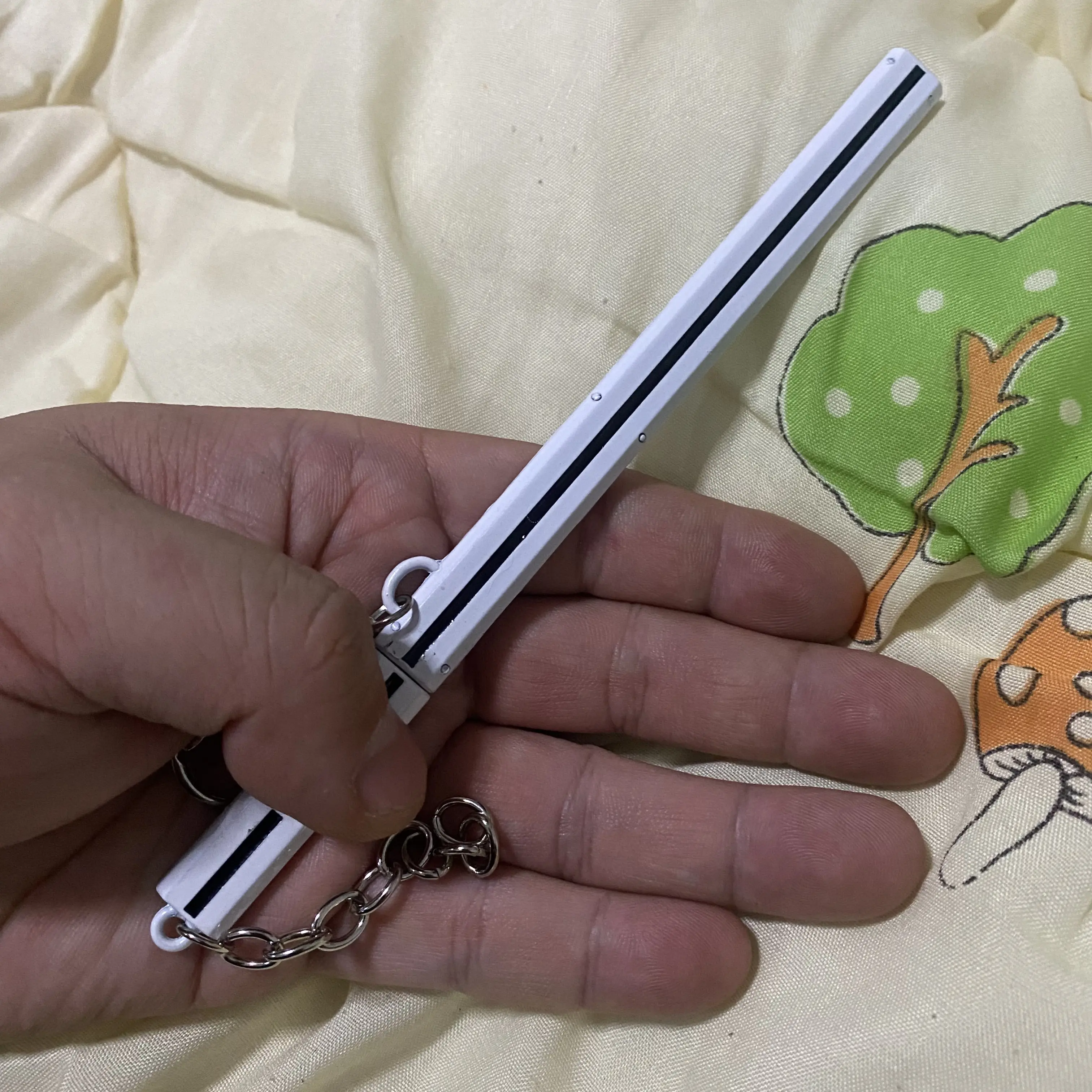 1pc Kusanagi Alloy Cosplay Sword Keychain - 6.7" Cool and Handsome