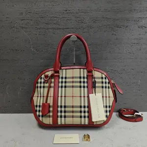 Pre-owned BURBERRY Canvas Shoulder Bags 7.8'' R2589 Shoulder Bag C14308595467 0605 T3 Mia
