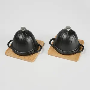 Cast Iron Garlic Roaster with Bamboo Tray, Dia. 3.94 inch, Pre-Seasoned Mini Cocotte Garlic Baker for BBQ Grill, Set of 2