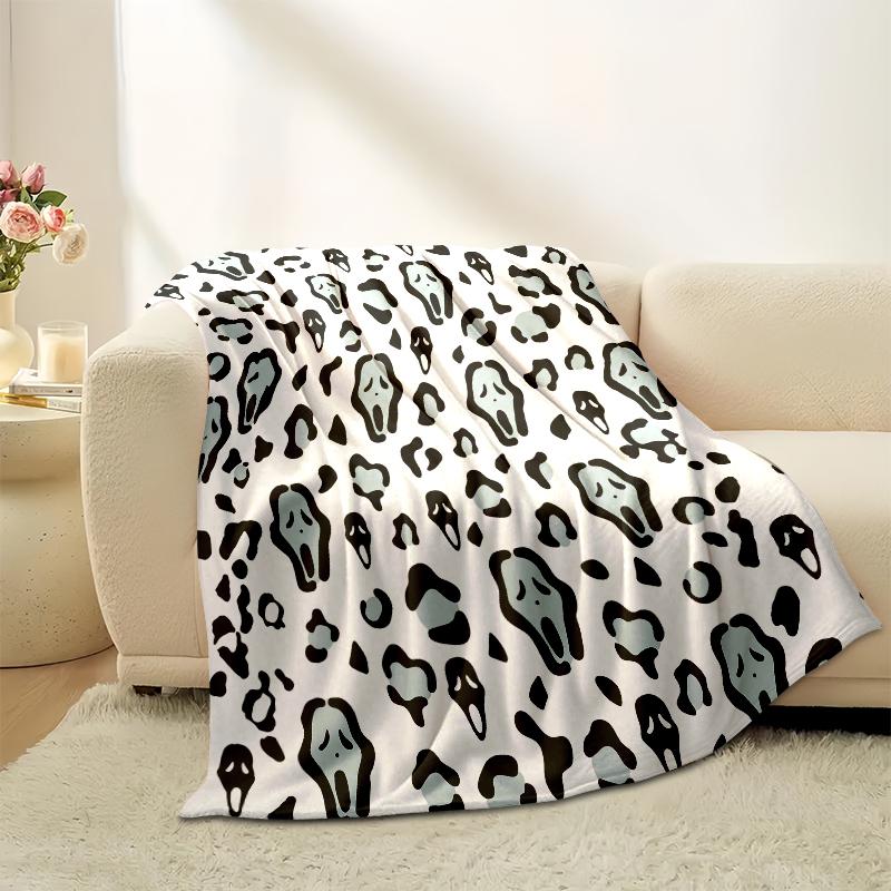 Scream Ghostface Aesthetic Soft Blanket For Horror Fans Spooky Leopard Print UltraSoft Warm Lightweight Cozy for Couc Horror Halloween Ghostface Soft Blanket For Home