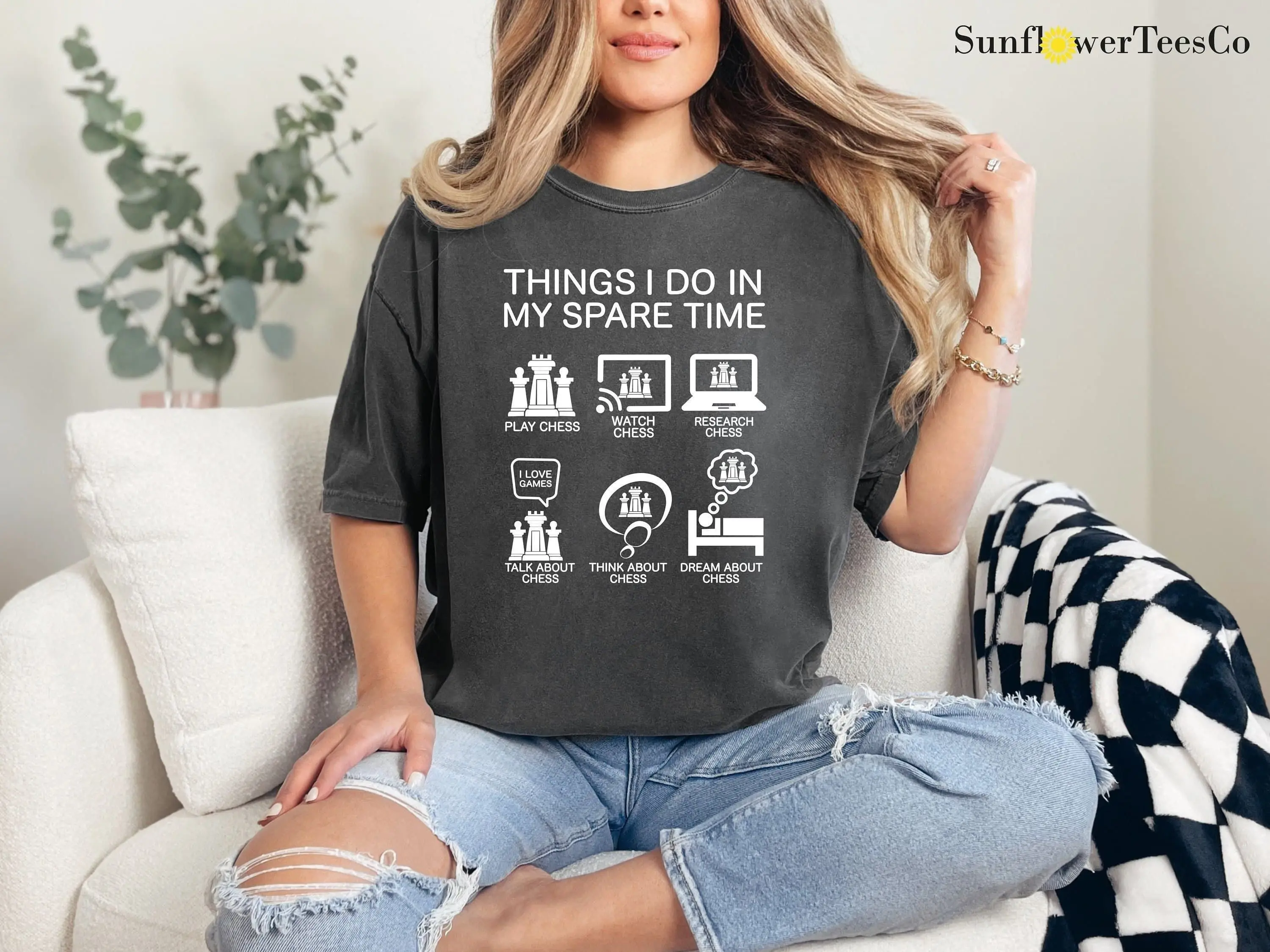 Funny Chess Comfort Colors Shirt, Things I Do In My Spare Time Shirt, Chess Player Gift,Chess Tourmament Shirt,Chess Lover Shirt,Chess Gift