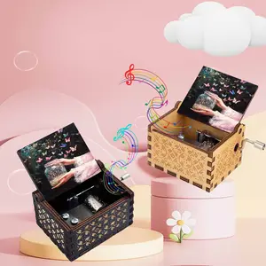 1pc Vintage Wooden Hand-Cranked Music Box, Magical Butterfly Jar pattern, Play You Are My Sunshine, Music Box Gift for Family and Friends, Ideal for Birthdays, Christmas gifts, Home Decor Item,