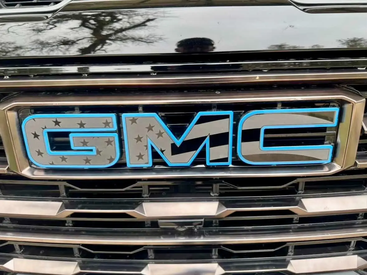 Aftermarket custom emblems compatible with American Flag GMC Grill and Tailgate fits 2019-2025 GMC 1500,2500,3500 trucks (Gloss black)