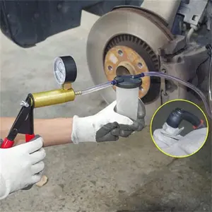 Manual Vacuum Pump, Automotive Brake Fluid Replacement Tool, Small Air Pump Manual Automotive Testing Tool, Suitable for Cars, Bicycles, and Trucks, Car Parts