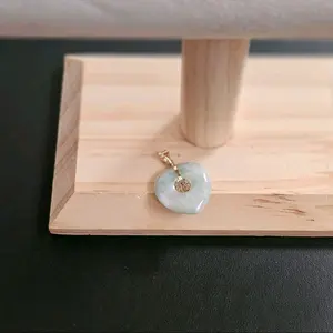 14k gold jade pendant