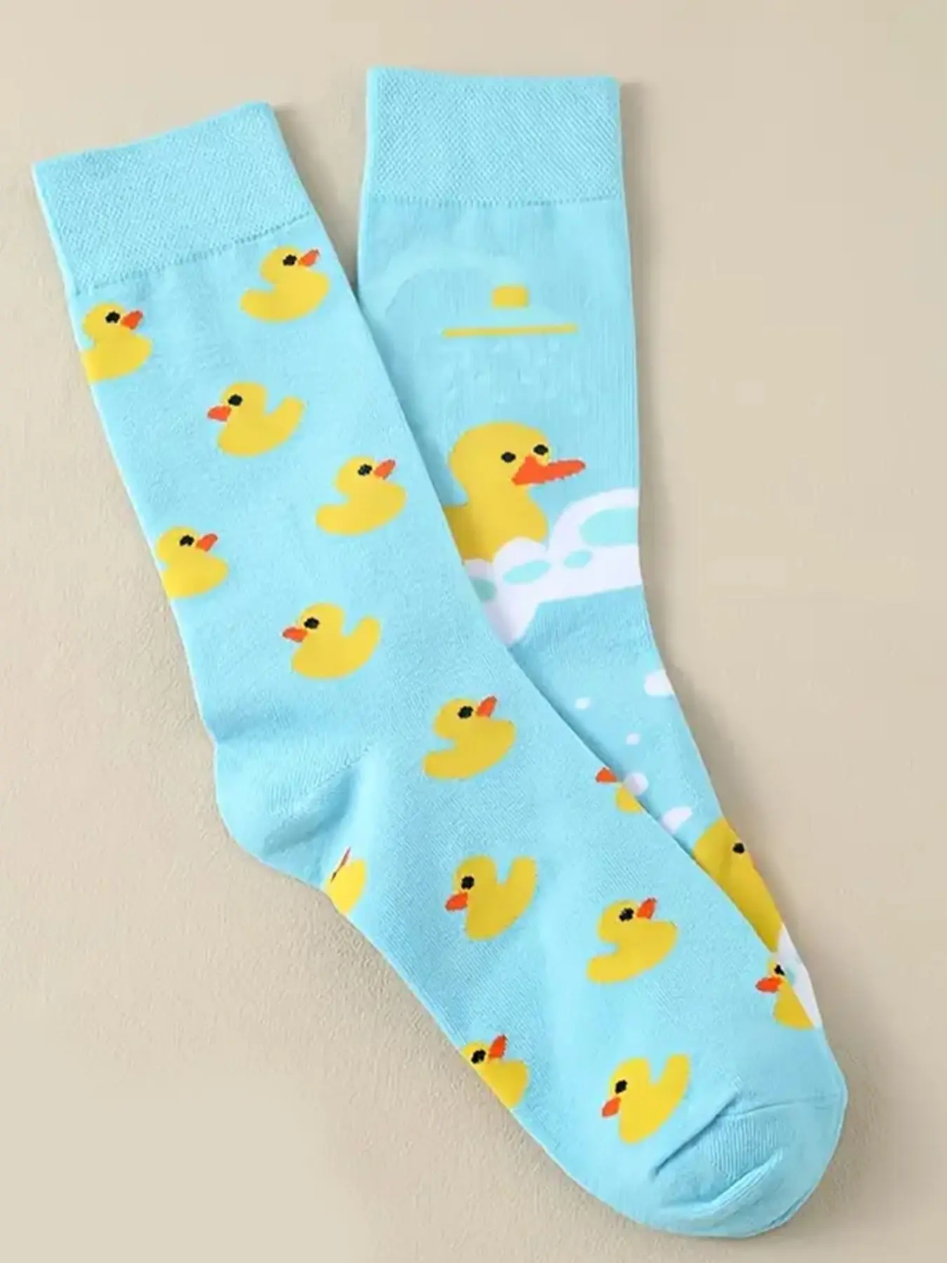 Women's Cartoon Duck Pattern Socks, Soft Comfortable Mid-Calf Slouch Socks, Casual Loose Fit Design, Perfect for Daily Wear, Soft Comfy Socks