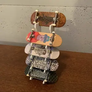 Fingerboard Storage Rack, Desktop Organizer, Fingerboard Display Stand, Accessories, Holds Up to 5 Fingerboards, Essential Gear