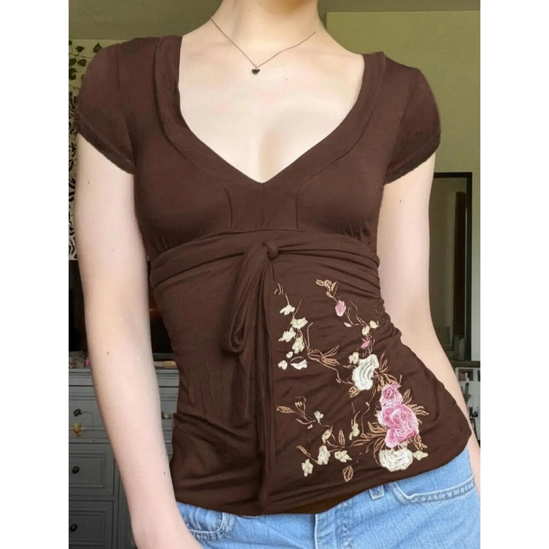 2026 Women's Floral Embroidery Knot Design Tee, Casual Fashion V Neck Short Sleeve T-Shirt for Summer, Fashion Women's Top for Daily Wear, Casual Fashionable Top, Minimalist Chic, Fashion Forward, Simple Style