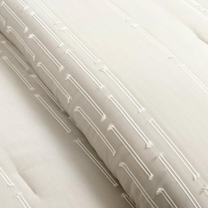 Lush Decor Clipped Stripe Jacquard 3 Piece Comforter Set - Full/Queen&King/Cal King  Sizes, Reversible Design, 100% Polyester, Modern Farmhouse & Scandinavian Style