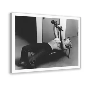 Marilyn Monroe Working Out _ Vintage Hollywood, Retro Gym,Black and White, Photograph, Retro,Cozy Neutral Canvas Wall Art, Farmhouse Decor for Bedroom and Living Room.