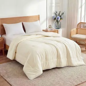 Cooling Comforter Q-Max Cooling Fabric Soft Nylon Blend Lightweight Breathable for Hot Sleepers Stay Cool & Dry All Night