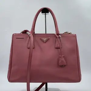 Pre-owned PRADA Leather Shoulder Bags CALUXB Enameled Metal Triangle Shoulder Bag