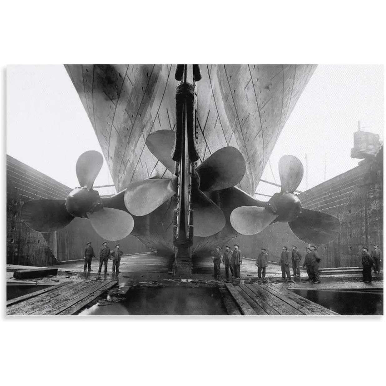 Black And White Wall Art, Shipyard Workers And Titanic Propellers Canvas Posters And Prints Wall Art Canvas Painting Posters And Prints Wall Art Pictures for Living Room Bedroom Decor Framed-unframed
