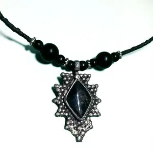 Luxury Handmade Antique Black Locket Necklace Vintage Statement Jewelry Medium Size 26cm 18g Classic Design