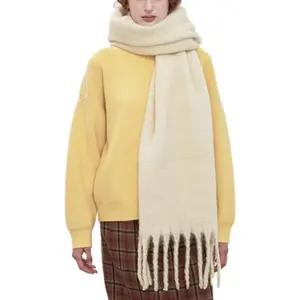 Women's Chunky Winter Scarf, Oversized Soft Polyester Blanket Scarf, Warm Pashmina Shawl Wrap with Tassels for Cold Weather