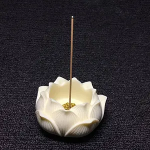 Elegant Ceramic Lotus Incense Holder BM3010184 No Electricity Needed Intricate Design for Meditation Home Craftsmanship Aroma Scented Perfume Herbal Diffuser