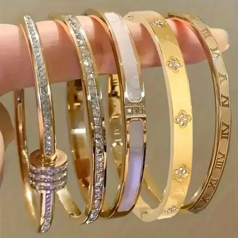 5-Piece Waterproof Titanium Steel Bracelet Set, Rhinestone Star Design, Plated, Versatile Style, Unisex Jewelry, Elegant Jewelry Bracelet, Fashion Bracelets, High Quality Bracelet, Stackable Bracelets, Fashion Matching Bracelet, Stacked Design Bracelets