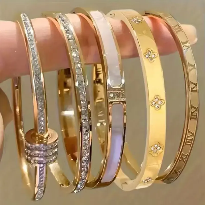 5-Piece Waterproof Titanium Steel Bracelet Set, Rhinestone Star Design, Plated, Versatile Style, Unisex Jewelry, Elegant Jewelry Bracelet, Fashion Bracelets, High Quality Bracelet, Stackable Bracelets, Fashion Matching Bracelet, Stacked Design Bracelets