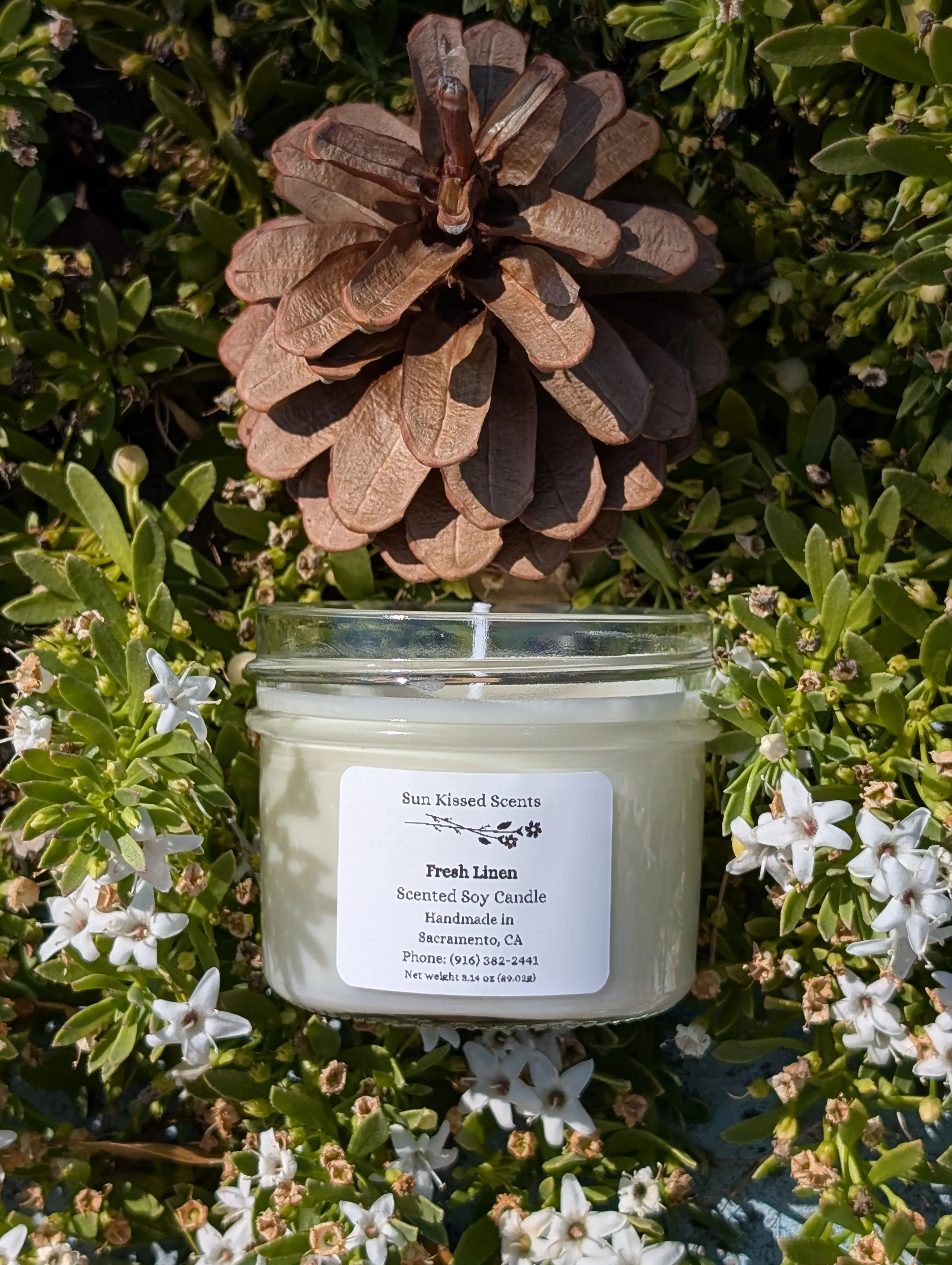 Fresh Linen Scented Candle