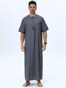 Muslim Middle East Men's Long Robe Outerwear, Traditional Arabic Clothing, Comfortable and Stylish, Perfect for Daily Wear