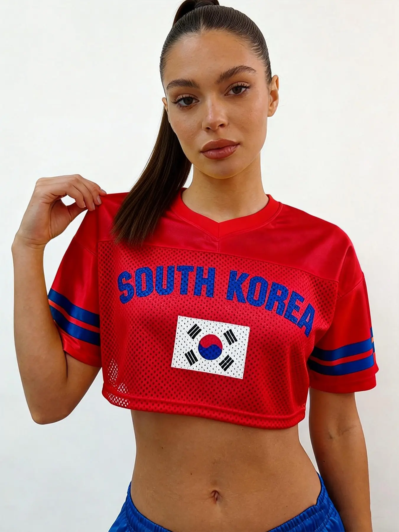 Women's South Korea Cropped Football Jersey, Red V-Neck Mesh Crop Top, Korean National Team Soccer Fan Shirt, Casual Sports Jersey for Game Day & Streetwear, Soccer Jerseys, Sports Tops, Soccer Shirts, Sports Clothing