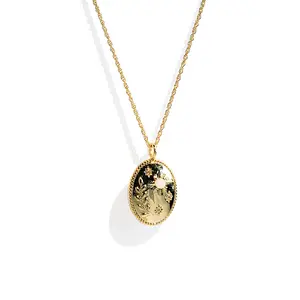 Daphne Pendant Necklace - Gold